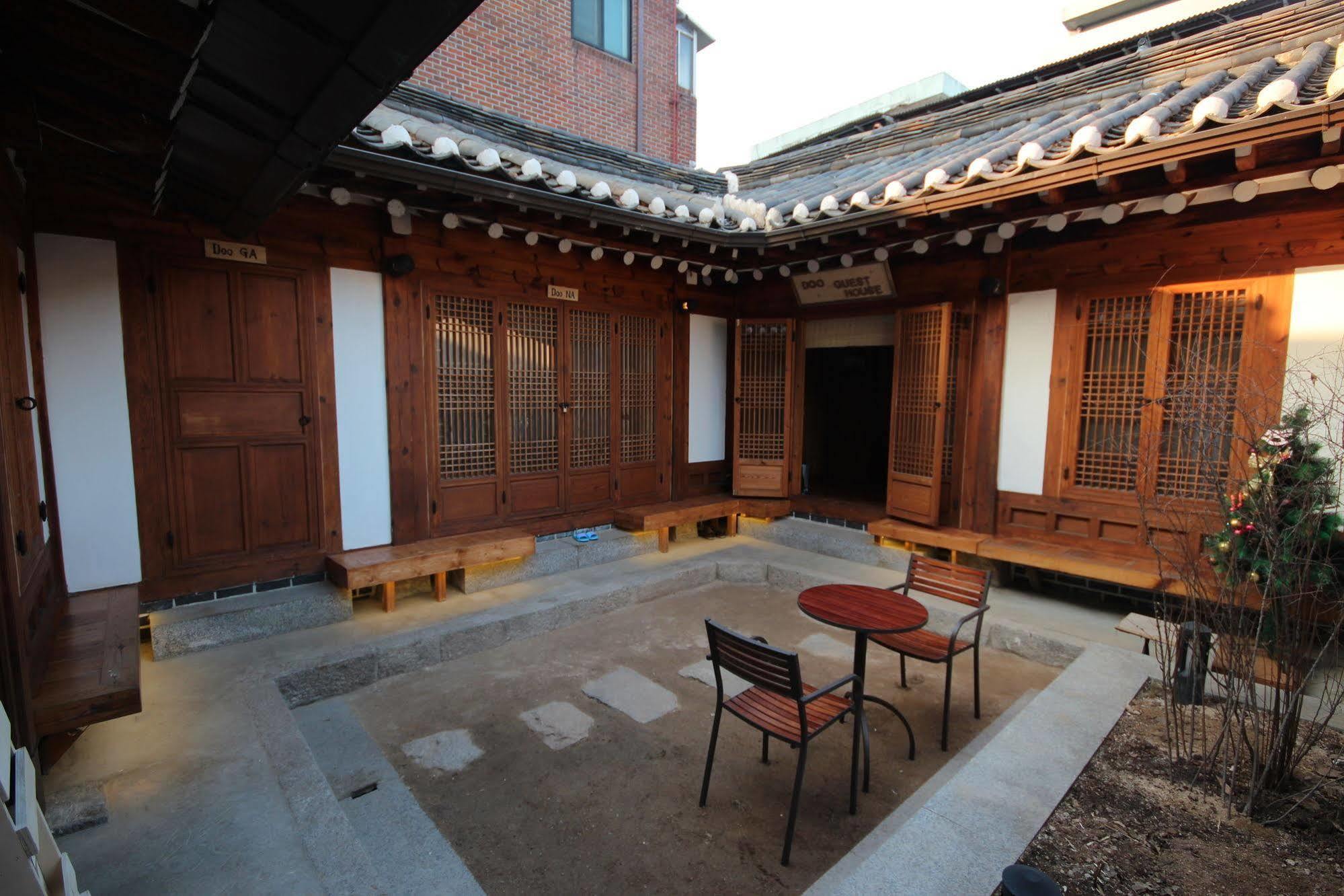 Doo Hanok Guesthouse Seúl Exterior foto